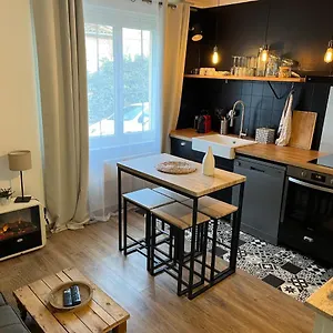 https://appartement-cosy-avec-jardin-quartier-calme.midi-pyreneeshotels.com