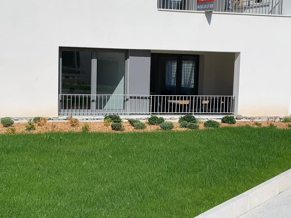 O Pure Appartement Annecy 0*,